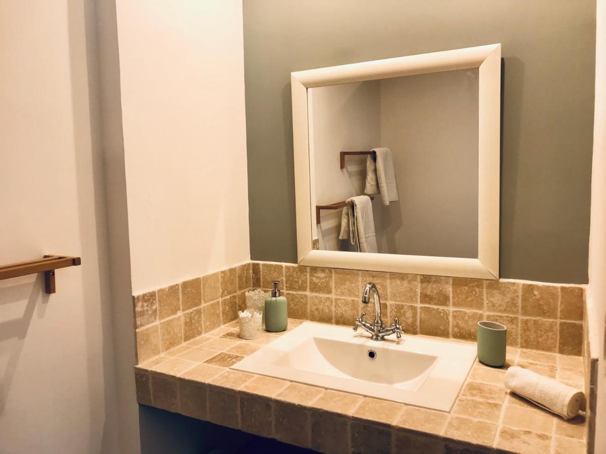 Bed and Breakfast La Petite Sardine Lirac Экстерьер фото